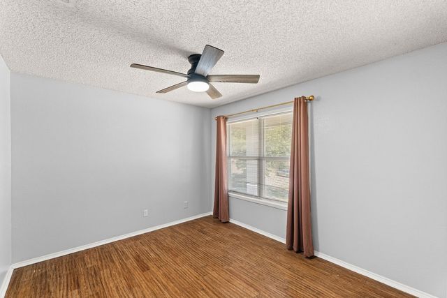 622 Mission Hills Drive, Arlington, TX 76018
