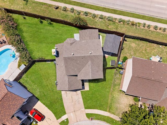 622 Mission Hills Drive, Arlington, TX 76018