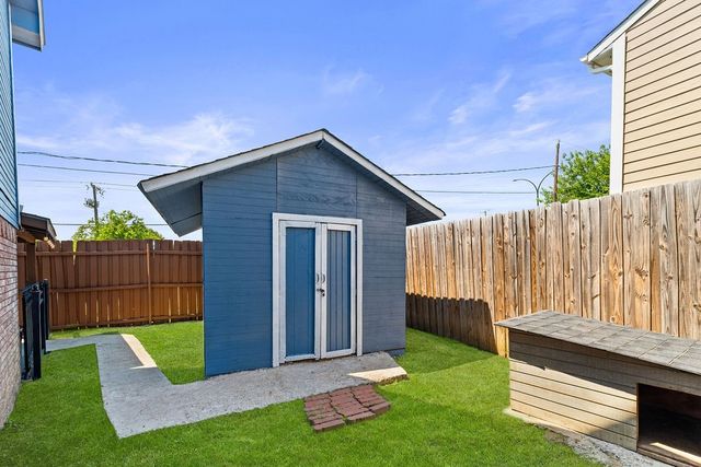 622 Mission Hills Drive, Arlington, TX 76018