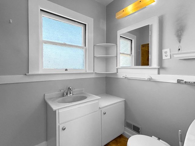 811 Highland Avenue, San Mateo, CA 94401