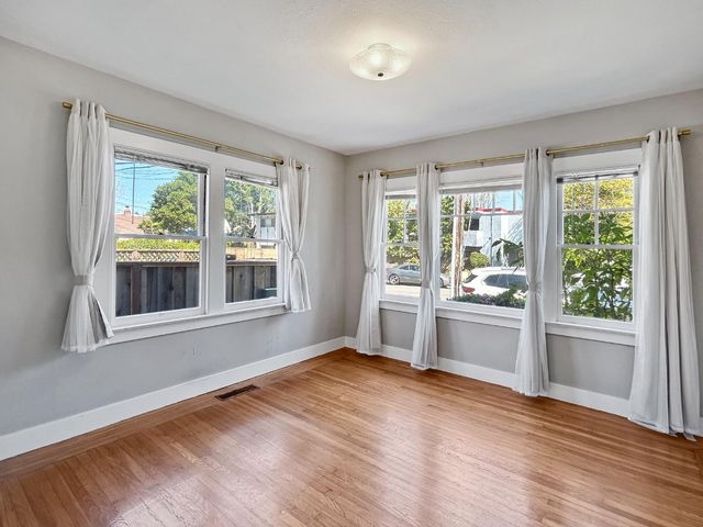 811 Highland Avenue, San Mateo, CA 94401