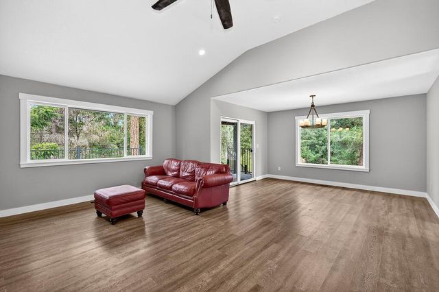 1149 Swanson Ln, Colfax, CA 95713