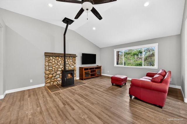 1149 Swanson Ln, Colfax, CA 95713