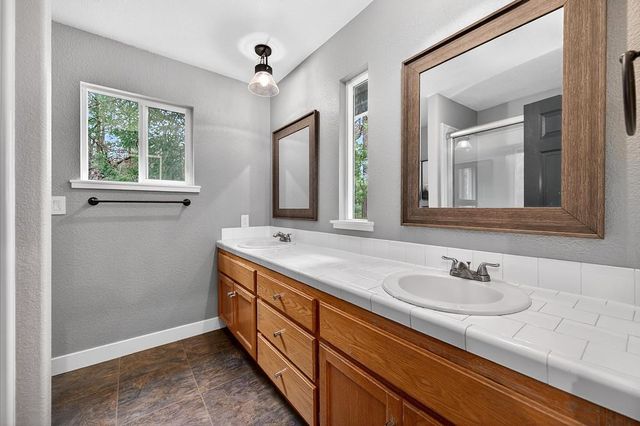 1149 Swanson Ln, Colfax, CA 95713