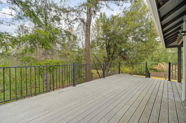 1149 Swanson Ln, Colfax, CA 95713