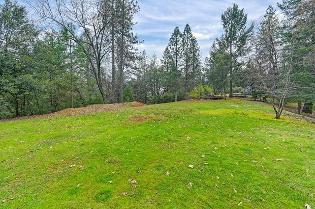 1149 Swanson Ln, Colfax, CA 95713