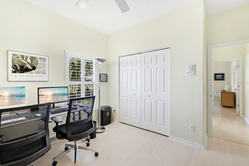 Image 35 of property listing at 106 MAGNOLIA WAY, Bradenton, FL 34209