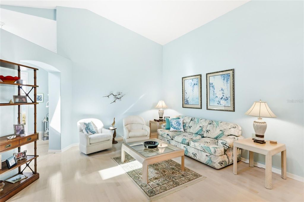 Image 8 of property listing at 106 MAGNOLIA WAY, Bradenton, FL 34209