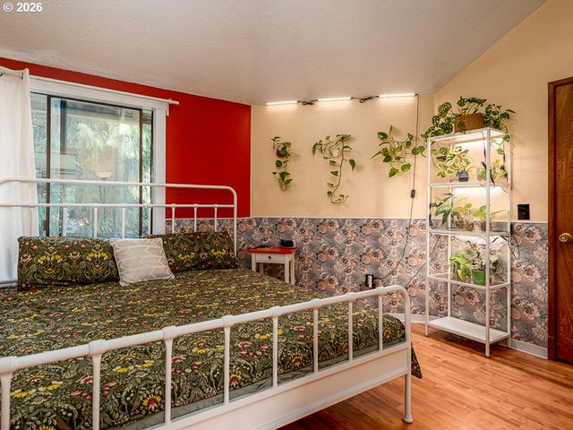 11896 Se KEHRLI Dr, Milwaukie, OR 97222
