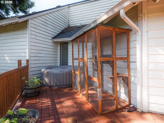 11896 Se KEHRLI Dr, Milwaukie, OR 97222