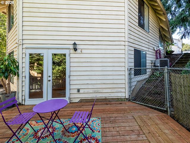 11896 Se KEHRLI Dr, Milwaukie, OR 97222