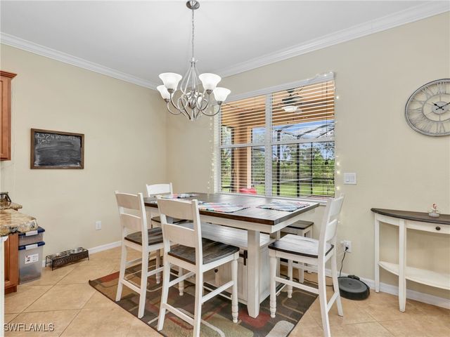 2374 Heydon CIR E, Naples, FL 34120