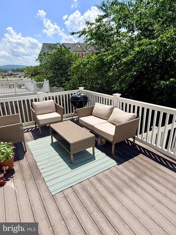 104 GREEN FERN CIR, Boonsboro, MD 21713
