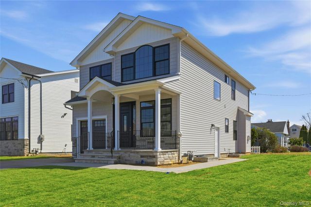 3380 Woodward Avenue, Wantagh, NY 11793