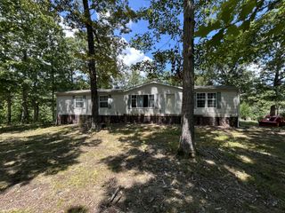 885 Sandys Camp Rd, Big Sandy, TN 38221