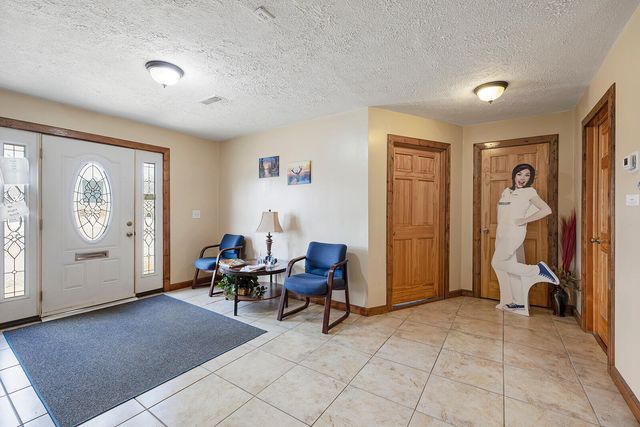 1302 Shull Street, Ava, MO 65608