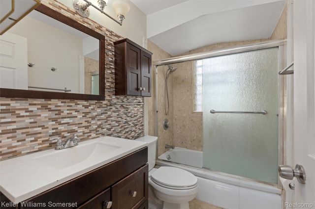 1964 Almont Street, Ferndale, MI 48220