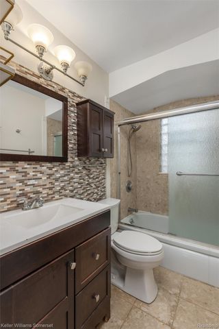 1964 Almont Street, Ferndale, MI 48220