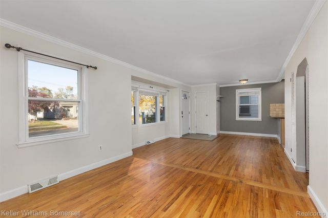 1964 Almont Street, Ferndale, MI 48220