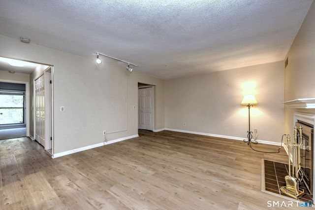 900 Mix Avenue 79, Hamden, CT 06514