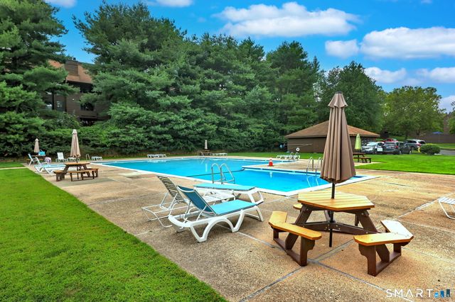 900 Mix Avenue 79, Hamden, CT 06514