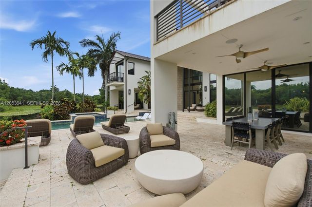 3714 Pine Lake Dr, Weston, FL 33332