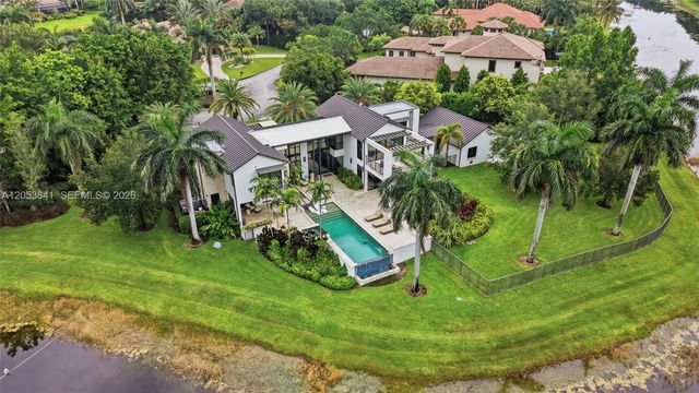 3714 Pine Lake Dr, Weston, FL 33332