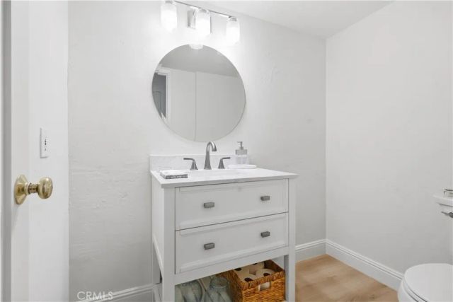 438 Vista Parada, Newport Beach, CA 92660
