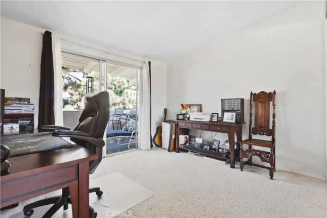 438 Vista Parada, Newport Beach, CA 92660