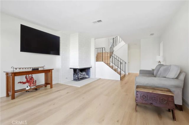 438 Vista Parada, Newport Beach, CA 92660