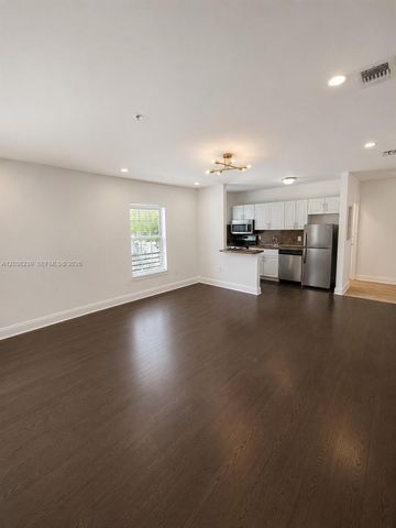 1440 Pennsylvania Ave 5, Miami Beach, FL 33139