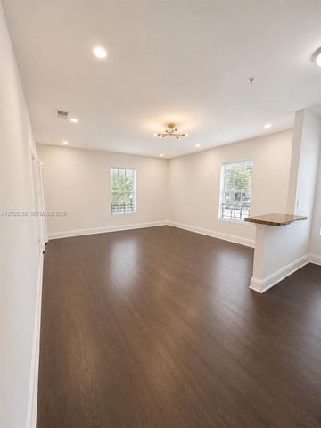 1440 Pennsylvania Ave 5, Miami Beach, FL 33139