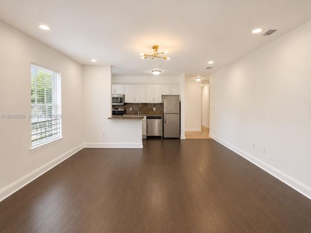 1440 Pennsylvania Ave 5, Miami Beach, FL 33139