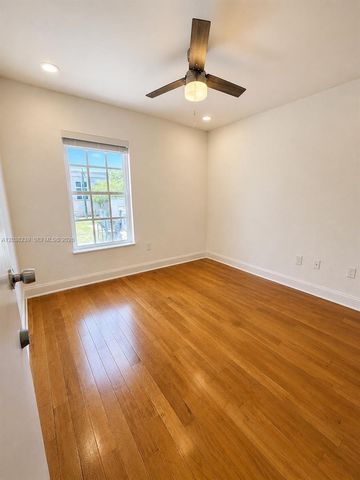 1440 Pennsylvania Ave 5, Miami Beach, FL 33139