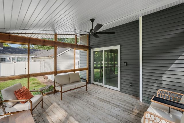 1606 Coffelt Avenue, Davenport, IA 52803