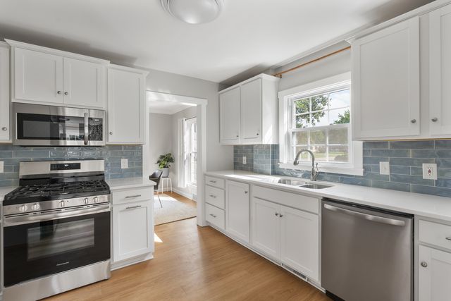 1606 Coffelt Avenue, Davenport, IA 52803