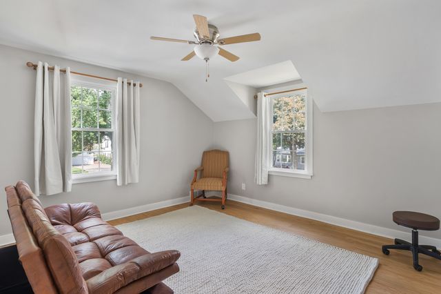 1606 Coffelt Avenue, Davenport, IA 52803