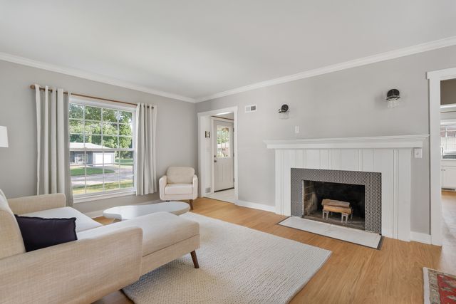 1606 Coffelt Avenue, Davenport, IA 52803