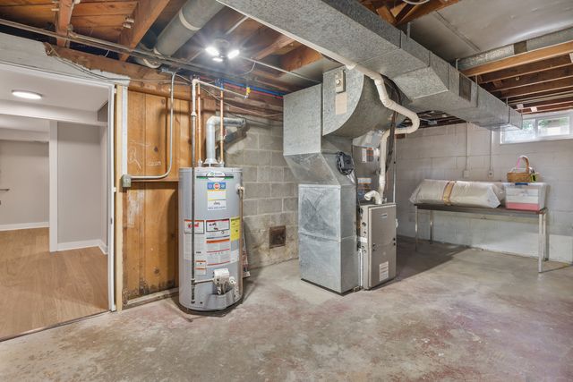1606 Coffelt Avenue, Davenport, IA 52803