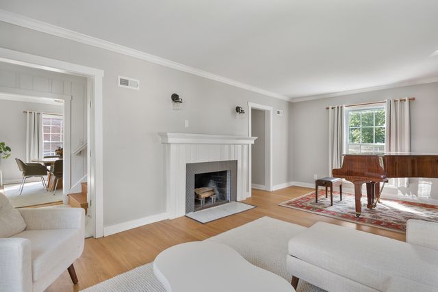 1606 Coffelt Avenue, Davenport, IA 52803