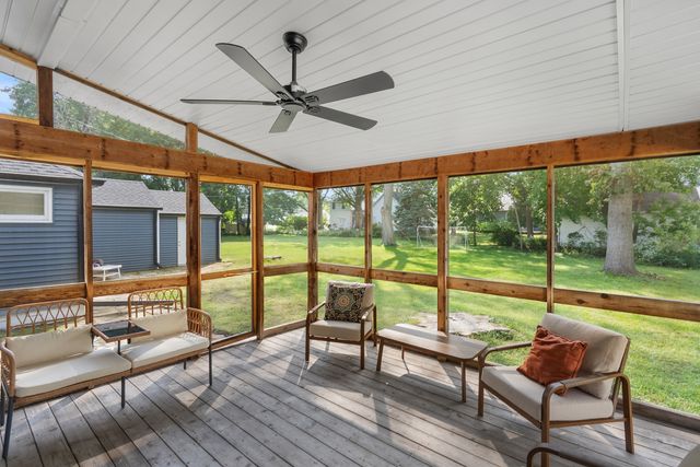 1606 Coffelt Avenue, Davenport, IA 52803