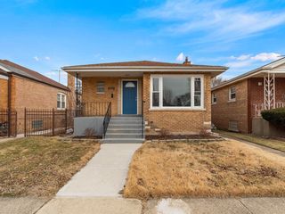 12321 S Green Street, Calumet Park, IL 60827