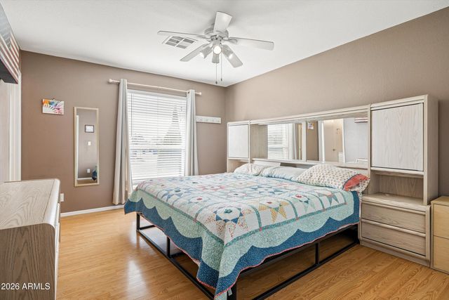 3024 W WAGONER Road, Phoenix, AZ 85053