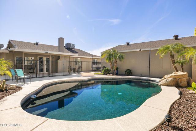 3024 W WAGONER Road, Phoenix, AZ 85053