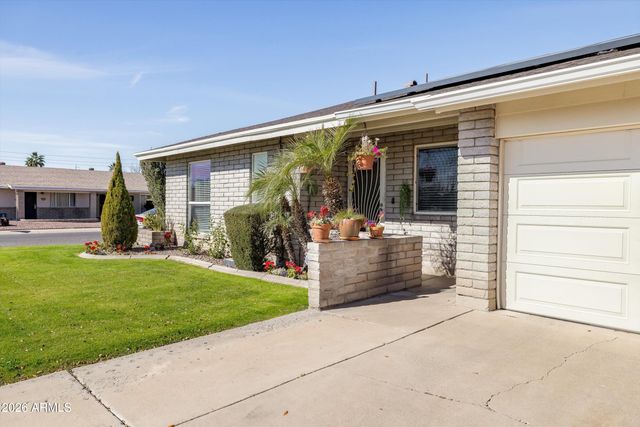 3024 W WAGONER Road, Phoenix, AZ 85053