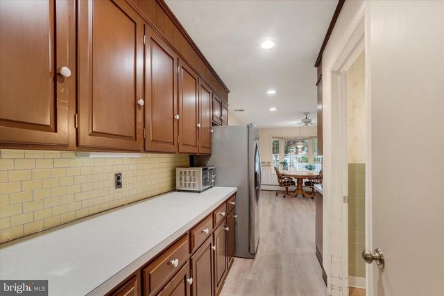 398 EDGEHILL RD, York, PA 17403