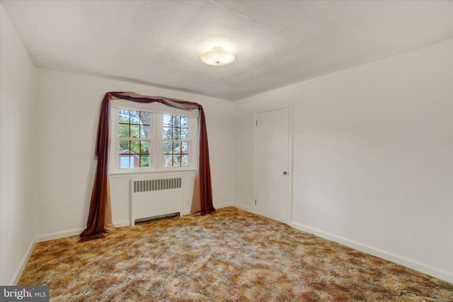 398 EDGEHILL RD, York, PA 17403