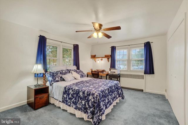398 EDGEHILL RD, York, PA 17403