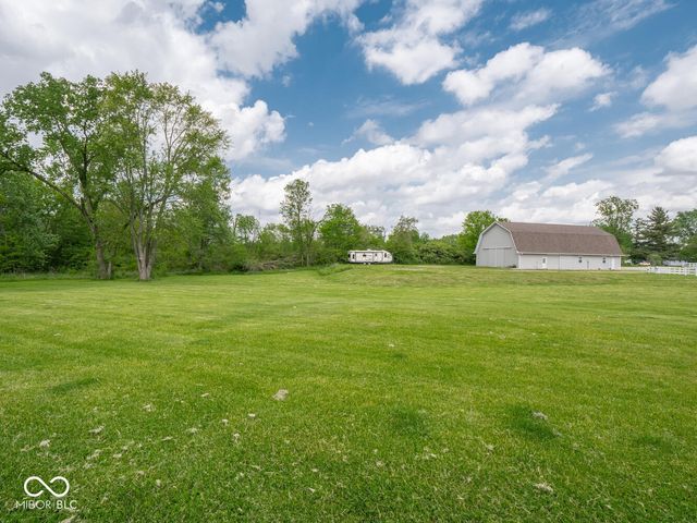 5784 N 600 E, Greenfield, IN 46140