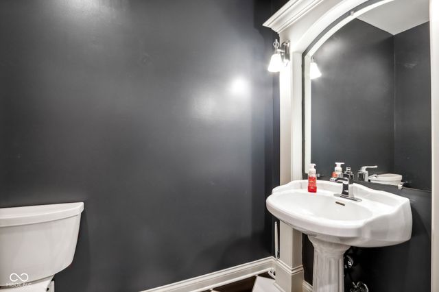 5784 N 600 E, Greenfield, IN 46140